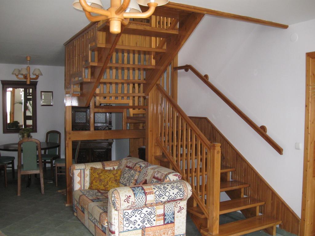 Platan Panzio Bed & Breakfast Nyul Luaran gambar